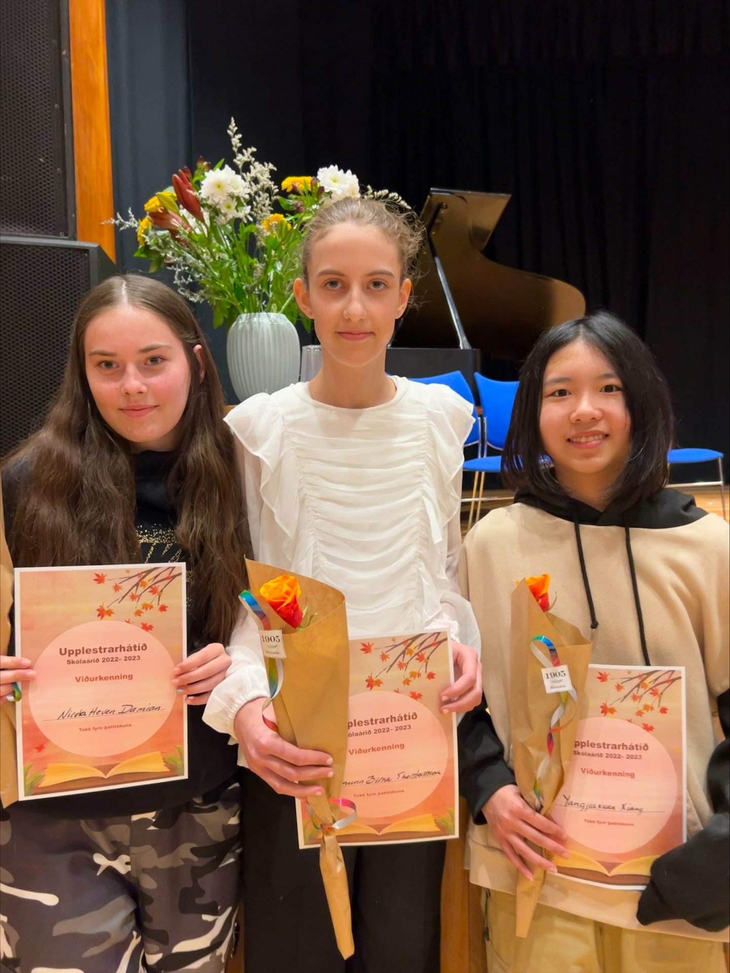 Nicola, Steinunn Birna og Xuan stóðu sig vel á keppninni. 